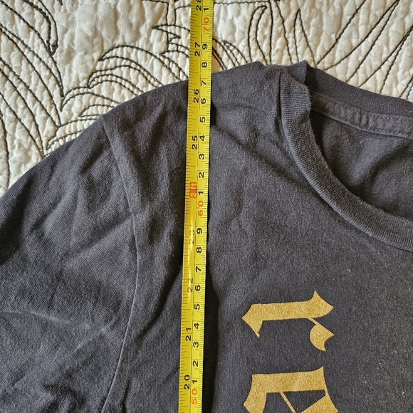 VGUC Taylor Swift Reputation Tour Tee Shirt Women Size Small 100% Cotton - Picture 10 of 11